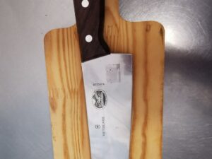 Нож поварской 28см дерев.ручка Victorinox Швейцария